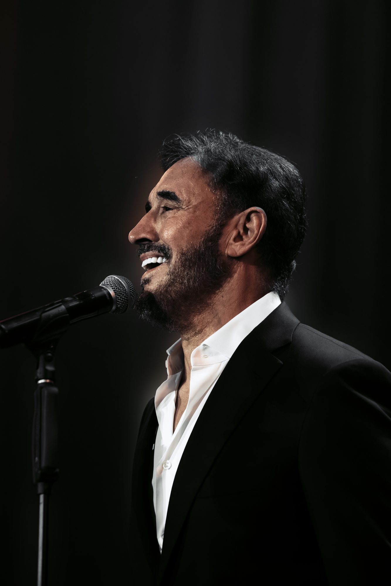 Kadim El Sahir project cover